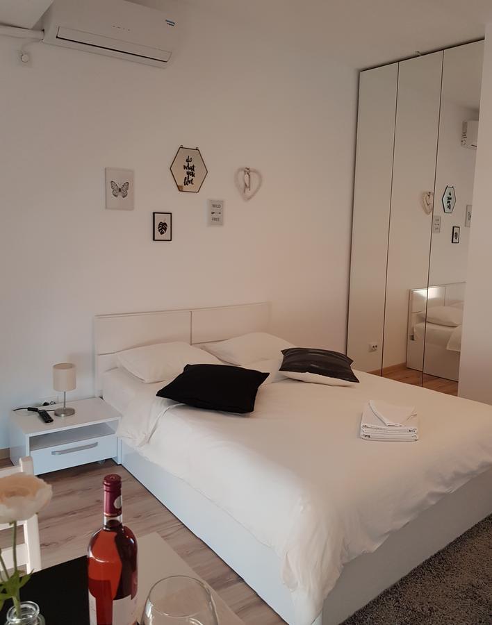 Studio Confort 3 บูคาเรสต์ ภายนอก รูปภาพ