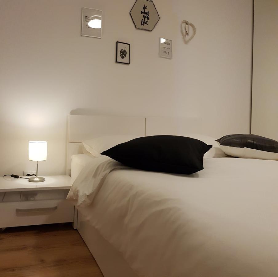 Studio Confort 3 บูคาเรสต์ ภายนอก รูปภาพ