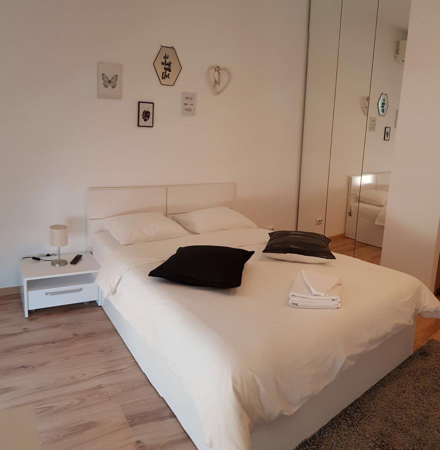 Studio Confort 3 บูคาเรสต์ ภายนอก รูปภาพ